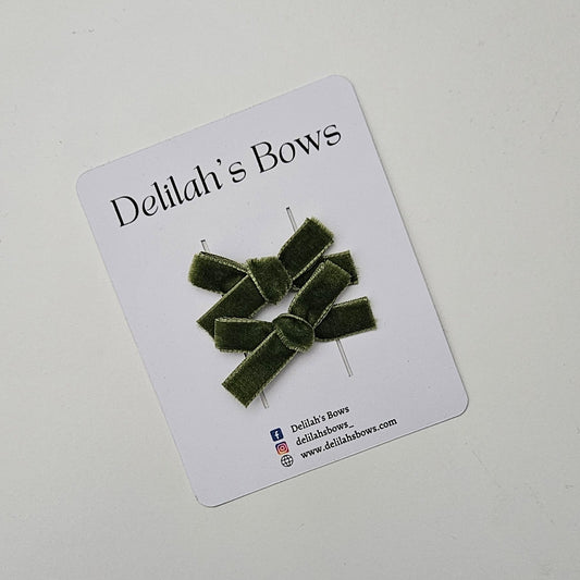 mistletoe green - small bows