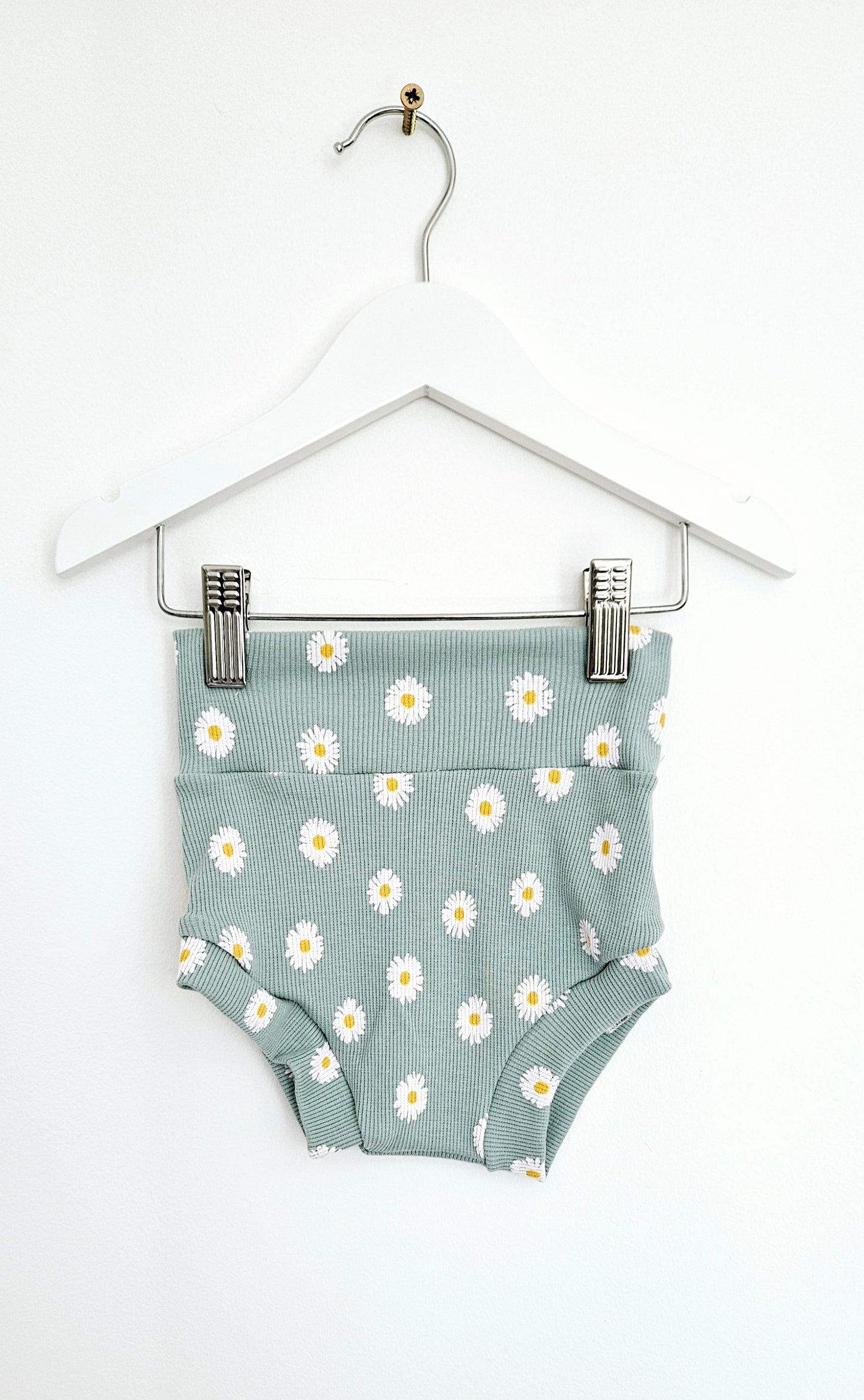 Mint daisy bummies 6-9m