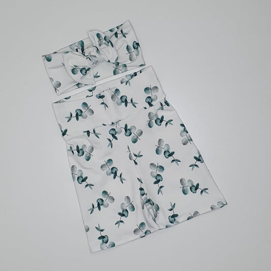 Green leaf - cycling shorts