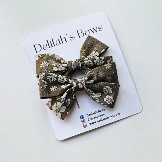 Khaki flowers - bows