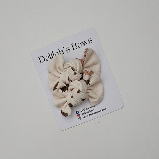 woodland villaage - small know bows