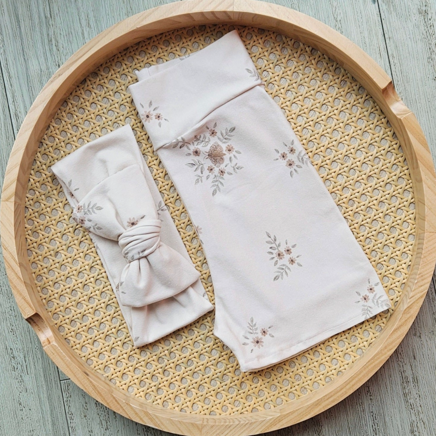 Cream Floral - Cycling shorts