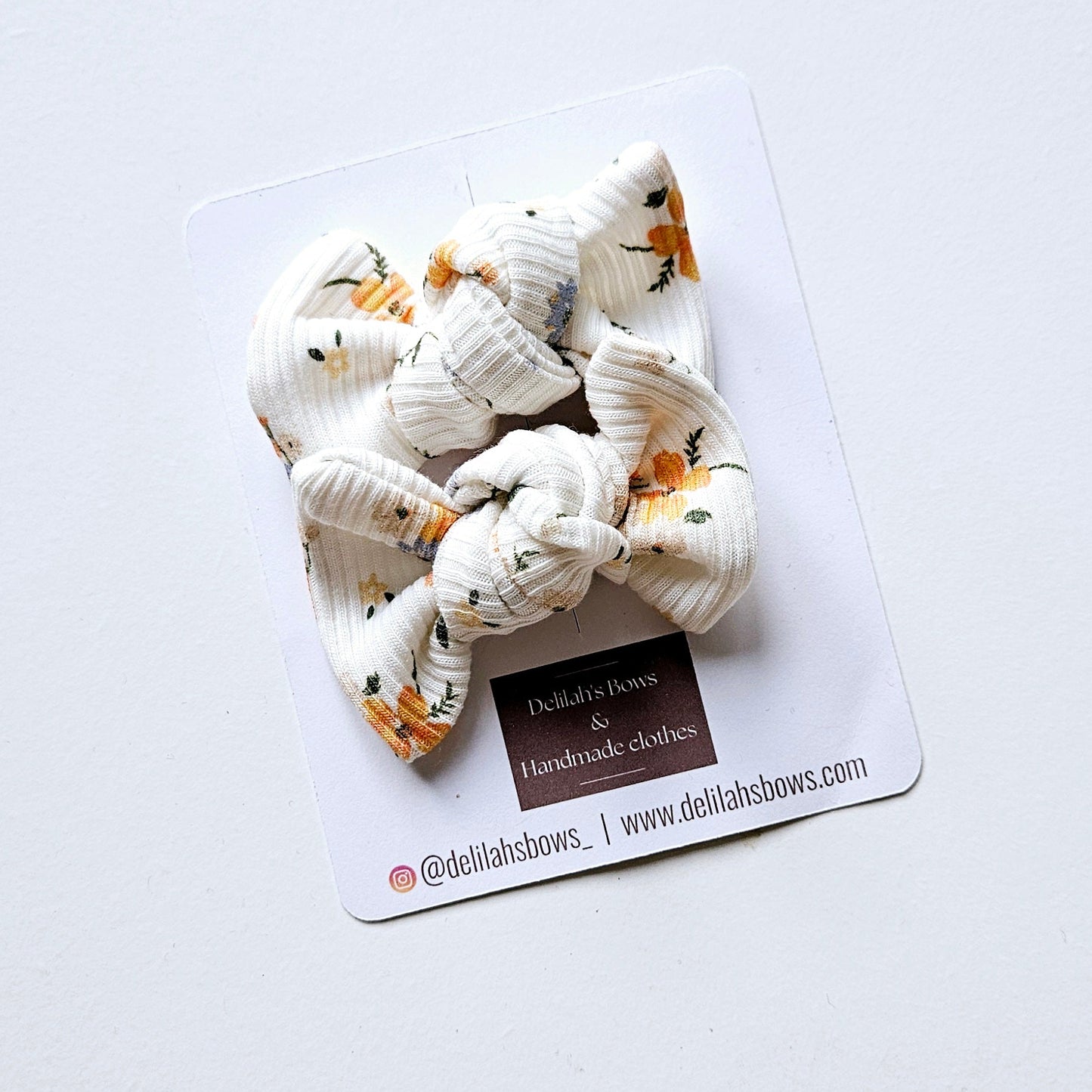 Spring time bloom - small knot bows
