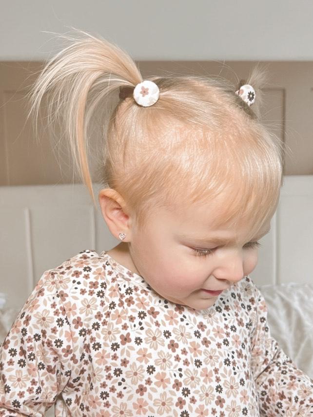Rustic darling - button bobbles