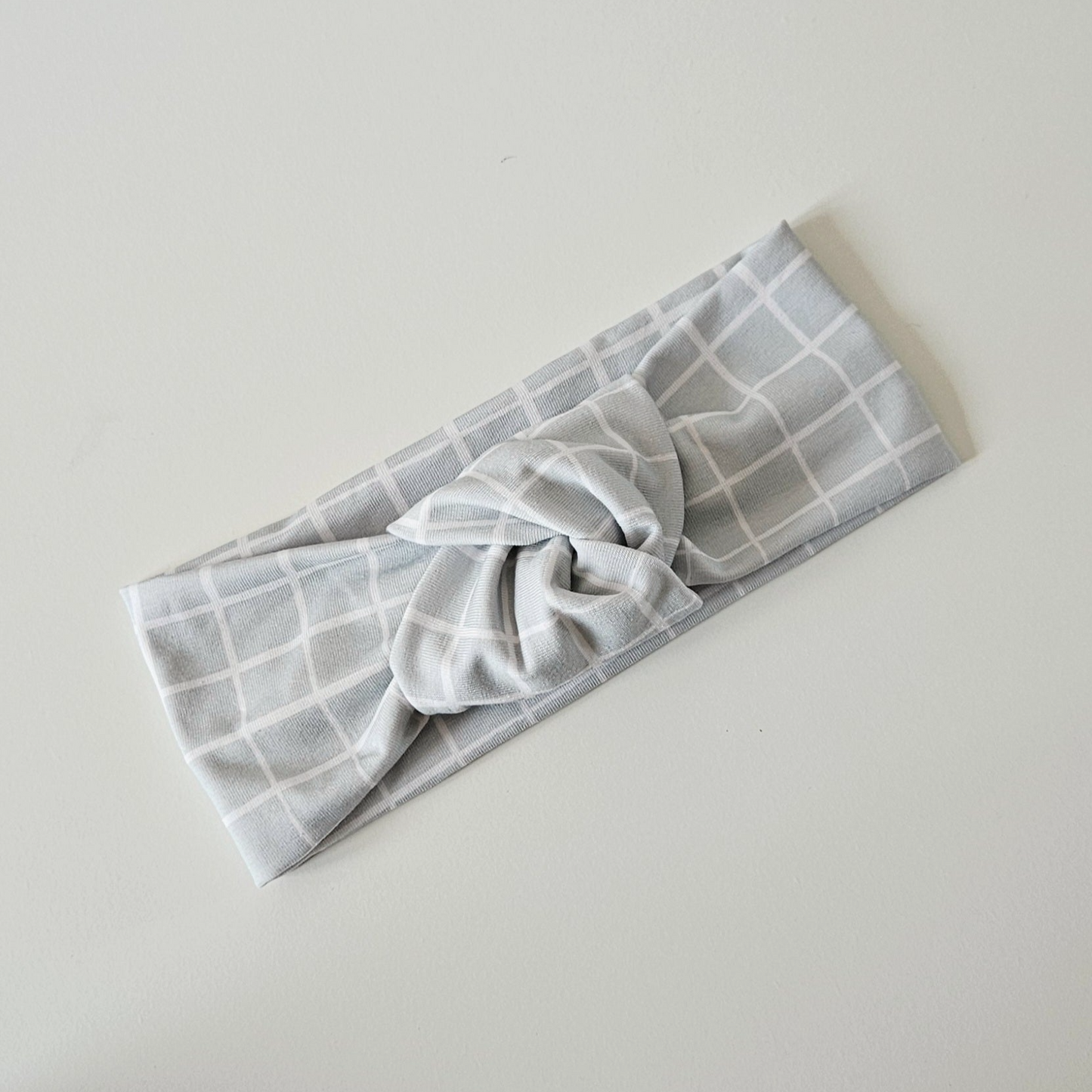 Green checks - knot